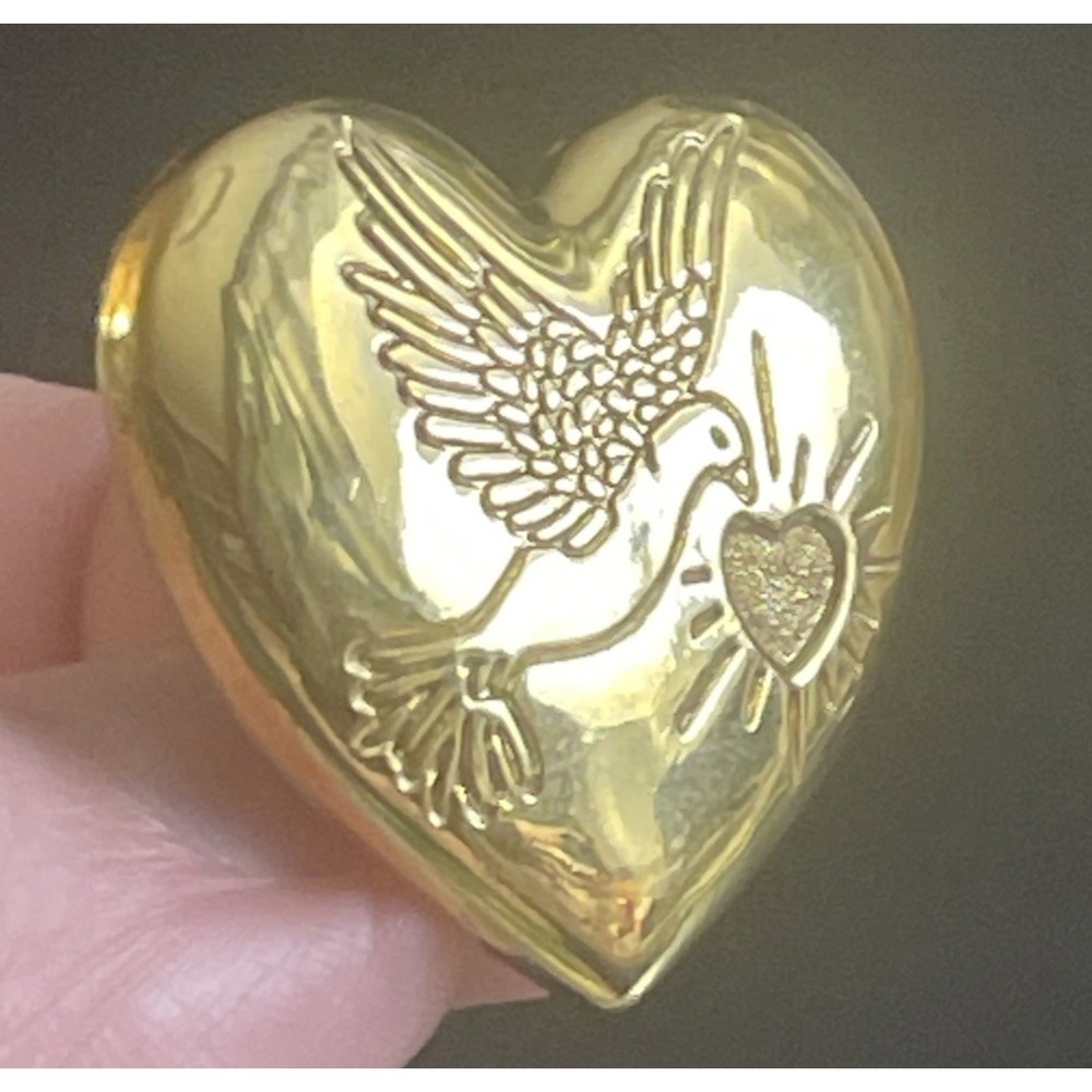 Vintage Dove Heart Brooch Variety Club Pin Gold Tone Religious Jewelry Valentine - Picture 2 of 7